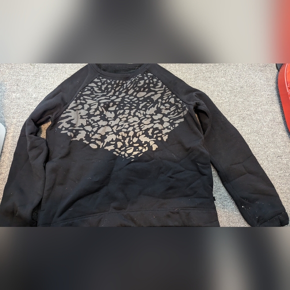 Lululemon reflective pullover - Picture 1 of 1